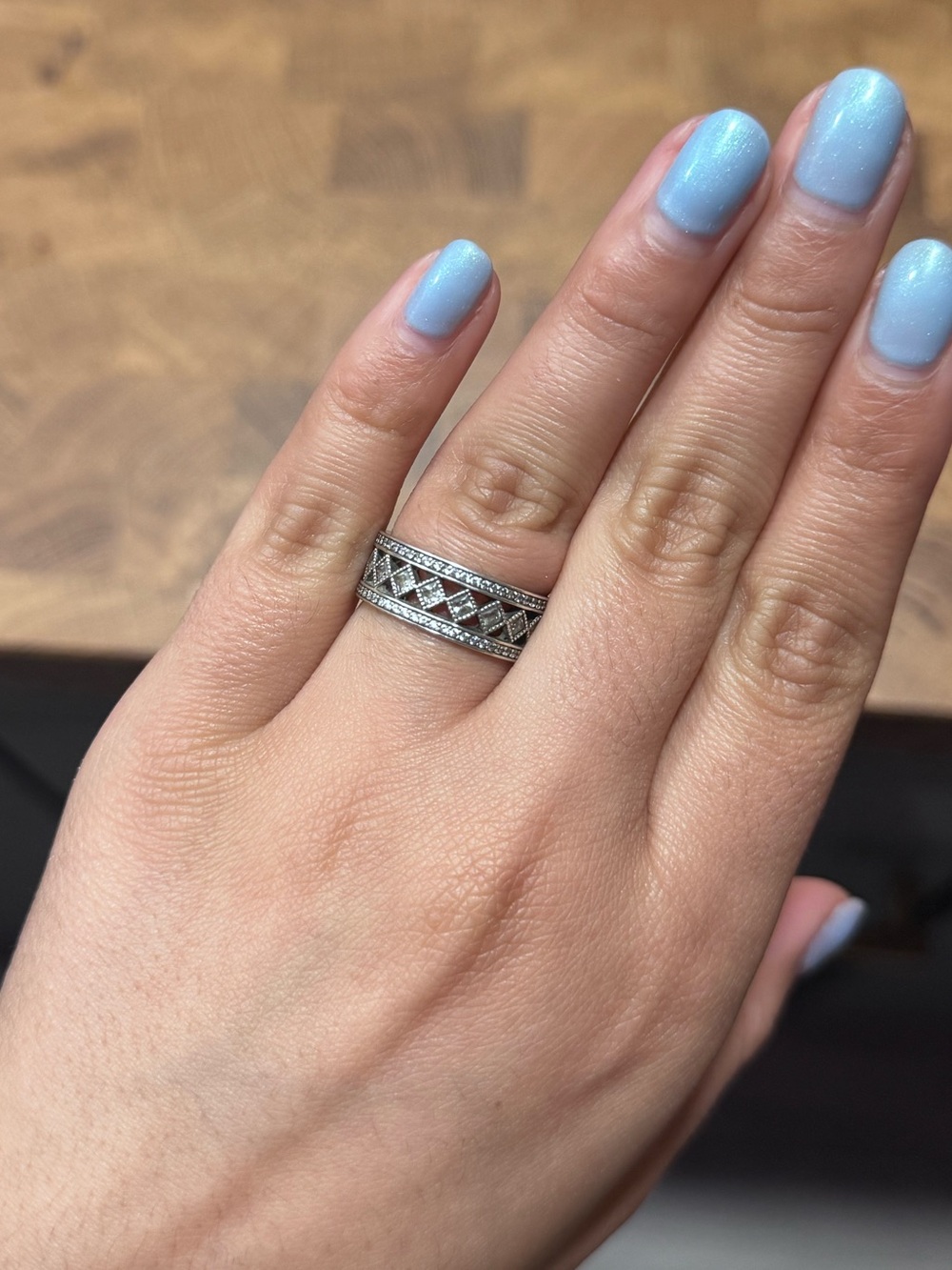Pandora Silver Band Ring with Accents - Picture 4 of 4